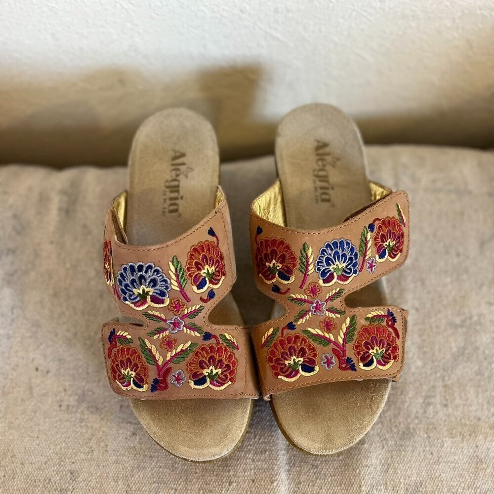 Alegria Women's Tan Embroidered Slide Sandals - Floral Design